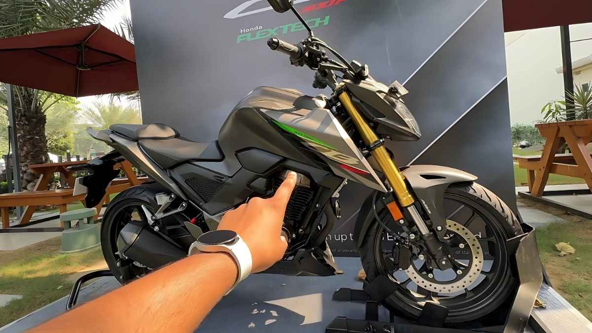 Honda CB300F Flex-Fuel: कम कीमत में पाएं शानदार माइलेज, Splendor को छोड़ा पीछे